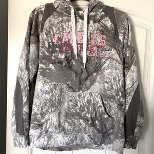 Cabelas gray hoodie
